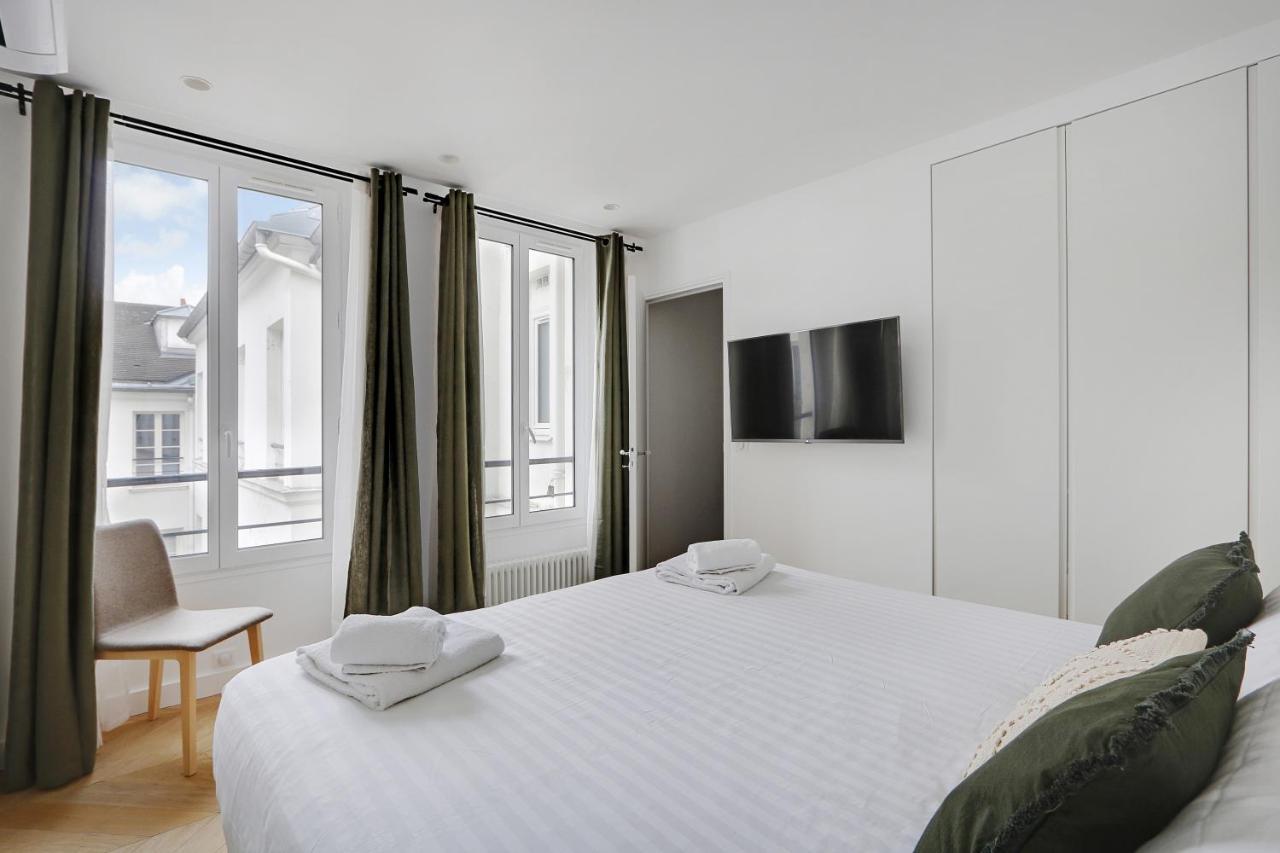 פריז Pick A Flat'S Apartment On Place Du Tertre מראה חיצוני תמונה